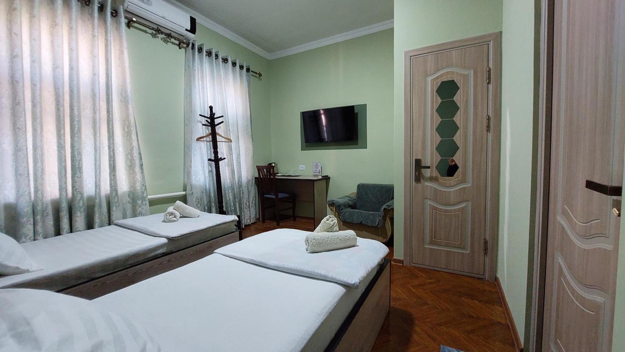 Hotel "Orom" Guests House Taskent Exterior foto